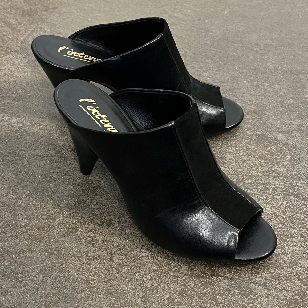 L'INTERVALLE Elegant Black Open-Toe Mules